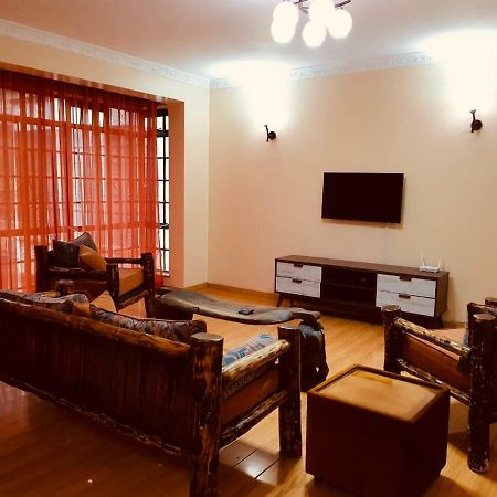 Mani'S Home Away From Home Nairobi Ngoại thất bức ảnh