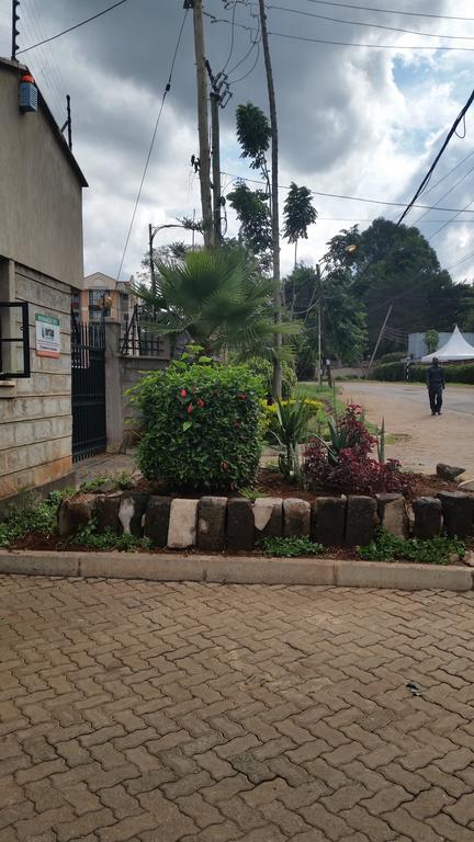 Mani'S Home Away From Home Nairobi Ngoại thất bức ảnh