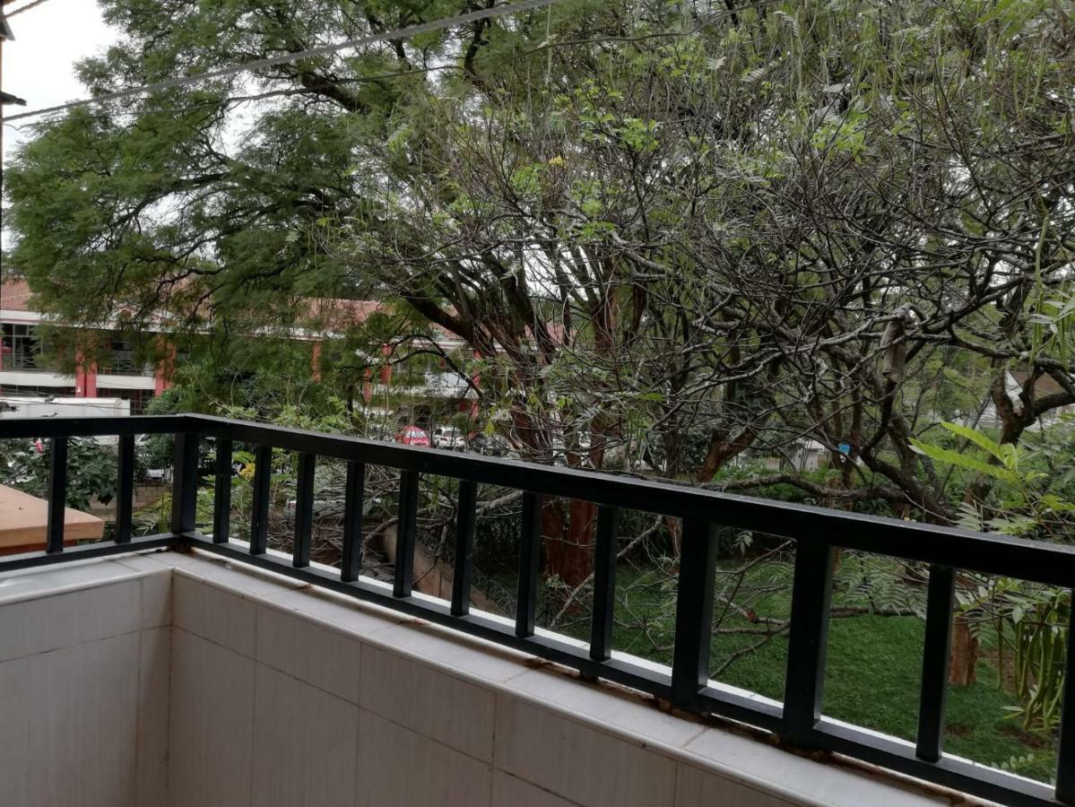 Mani'S Home Away From Home Nairobi Ngoại thất bức ảnh
